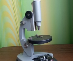 Продам мікроскоп