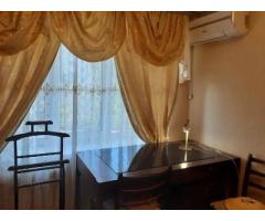 Cдам собственную 4-комнатную квартиру в центре Киева. бул. Л. Украинки - 10