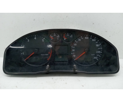 Audi A4 S4 B5 щиток приборів спідометр 8D0920901F оригінал | SamohodBox